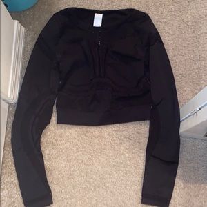 Long sleeve crop top